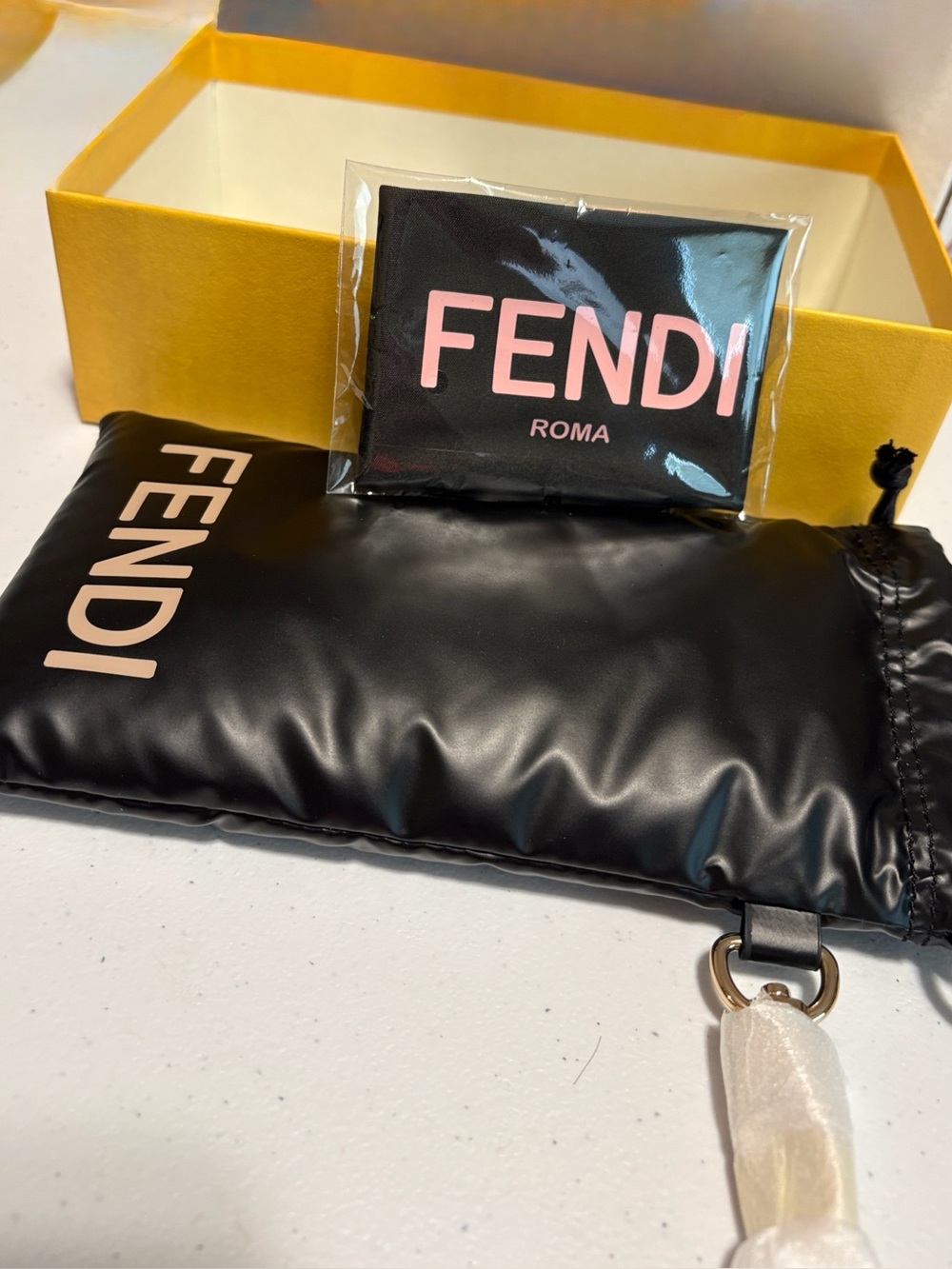 Fendi Diagonal FE40157I Black Sunglasses with Box & COA - Picture 11 of 13